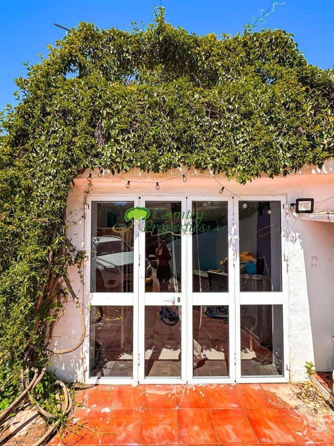 3 bedroom Finca/Country House for sale in Torrox - € 475,000 (Ref: 9838967)