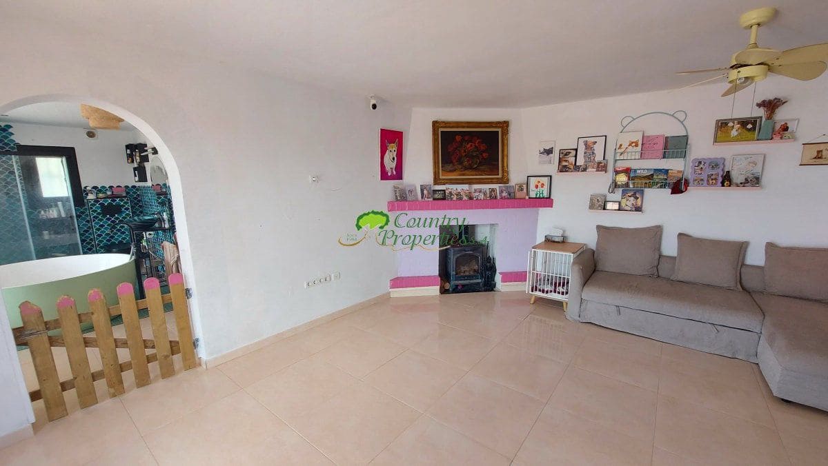 3 bedroom Finca/Country House for sale in Torrox - € 475,000 (Ref: 9838967)