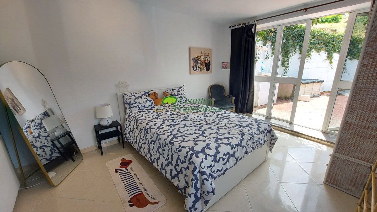 3 bedroom Finca/Country House for sale in Torrox - € 475,000 (Ref: 9838967)