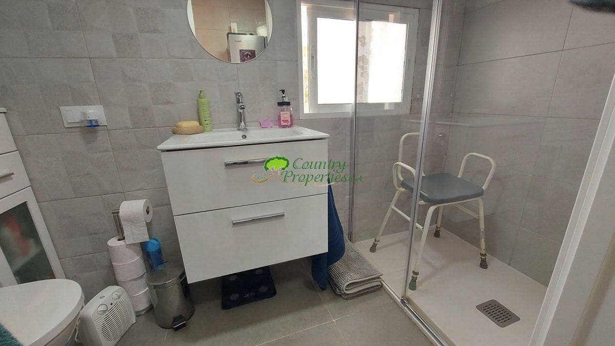 3 bedroom Villa for sale in Torrox - € 449,000 (Ref: 9845088)