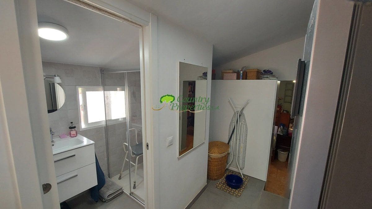3 bedroom Villa for sale in Torrox - € 449,000 (Ref: 9845088)