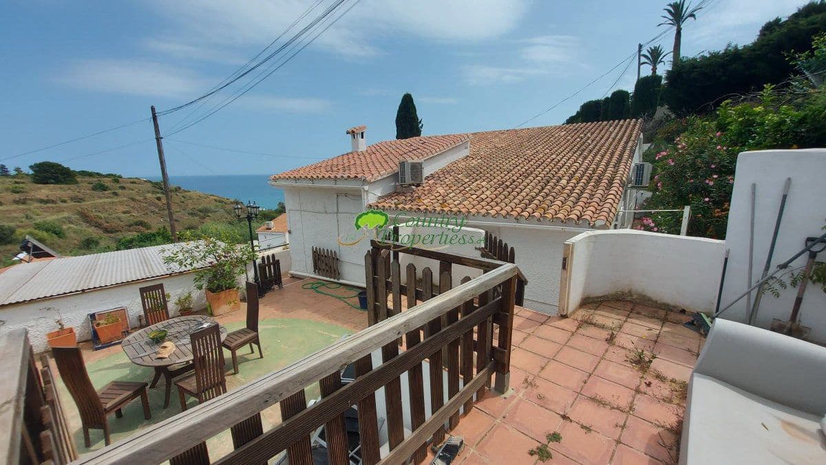 3 bedroom Villa for sale in Torrox - € 449,000 (Ref: 9845088)
