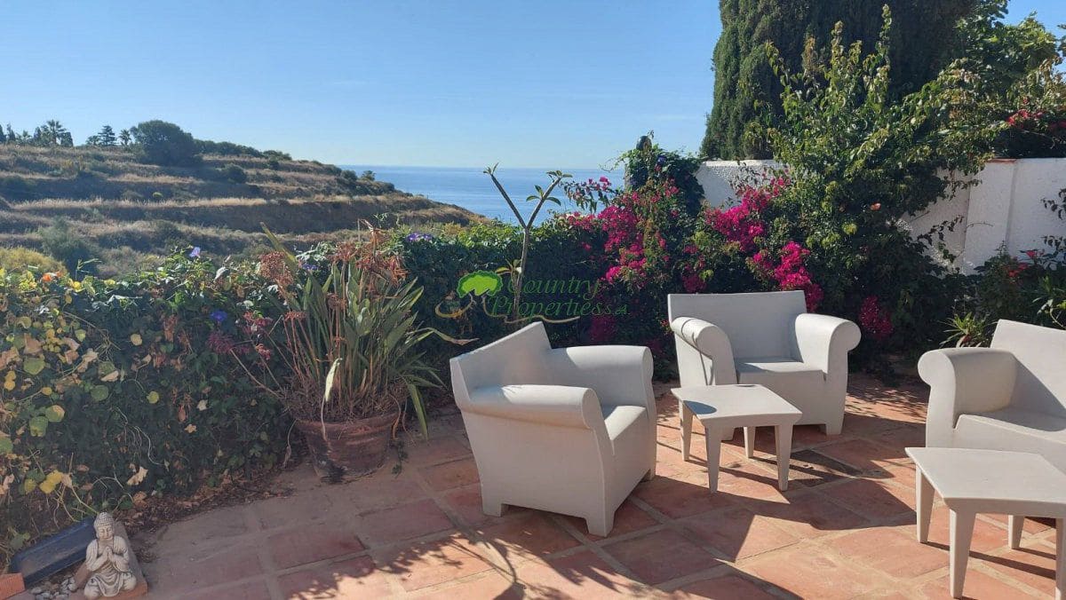 3 bedroom Villa for sale in Torrox - € 449,000 (Ref: 9845088)