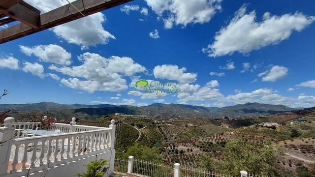 4 camera da letto Finca/Casa di Campagna in vendita in Triana, Vélez-Málaga con garage - 460.000 € (Rif: 9855065)