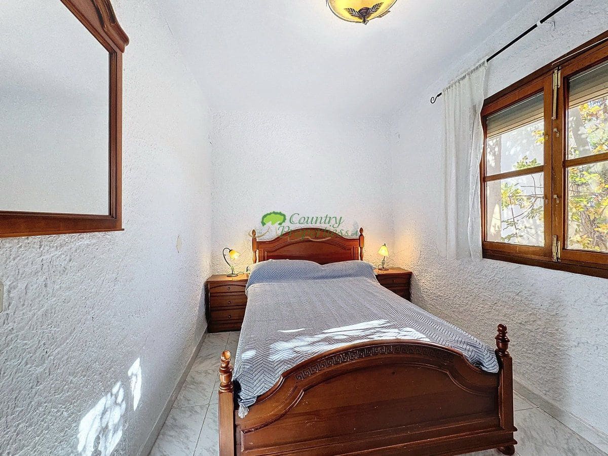 8 Zimmer Finca/Landgut zu verkaufen in Sedella mit Garage - 695.000 € (Ref: 9857515)