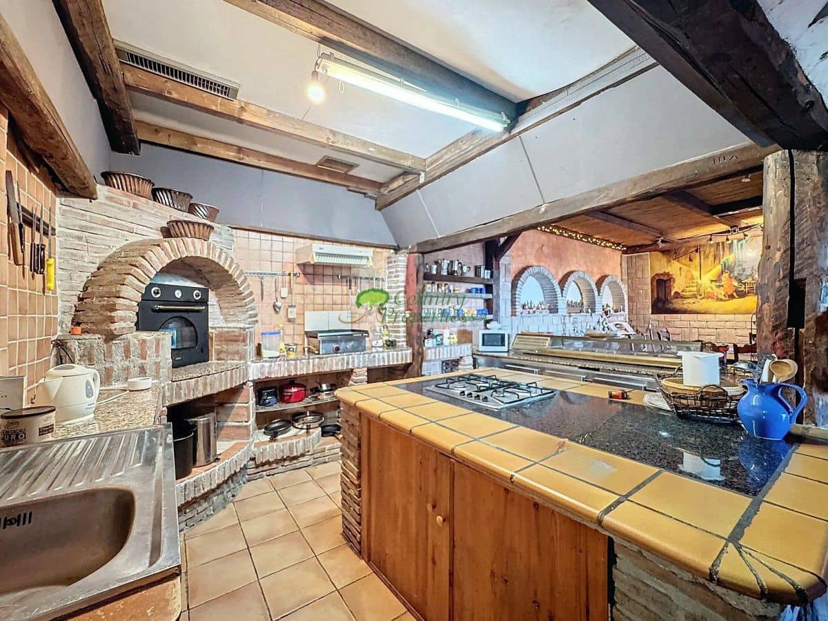 8 Zimmer Finca/Landgut zu verkaufen in Sedella mit Garage - 695.000 € (Ref: 9857515)