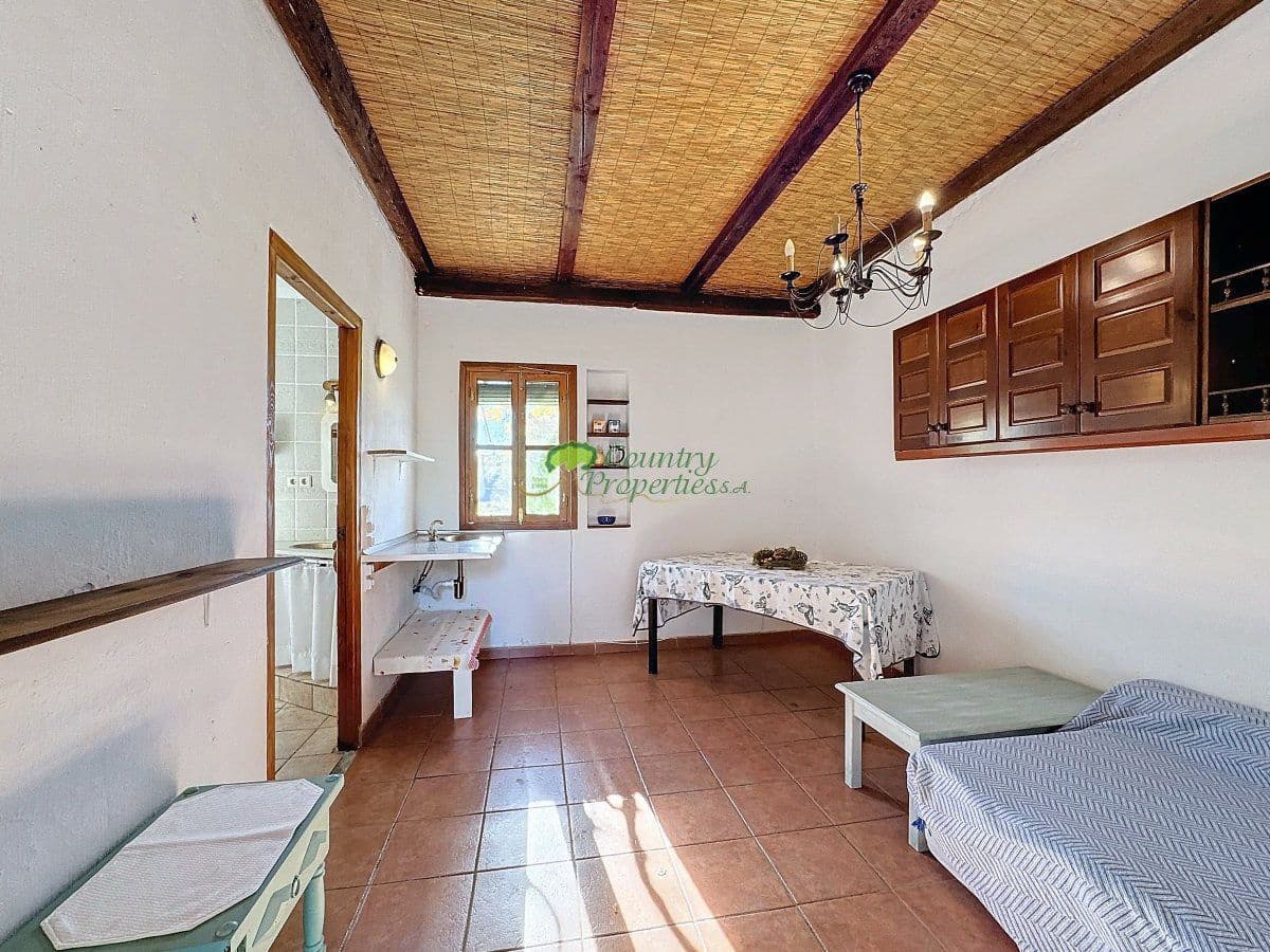8 Zimmer Finca/Landgut zu verkaufen in Sedella mit Garage - 695.000 € (Ref: 9857515)