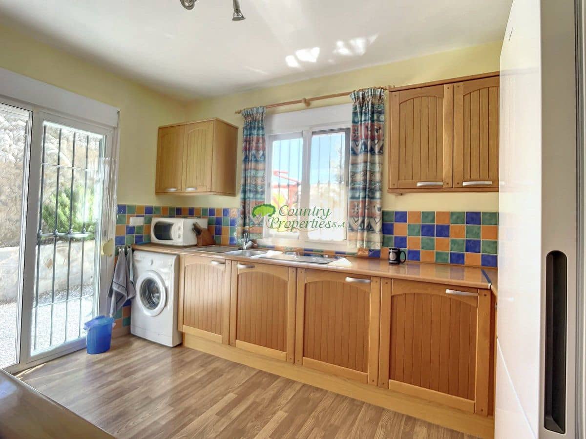 4 chambre Finca/Maison de Campagne à vendre à Sedella avec garage - 415 000 € (Ref: 9861621)