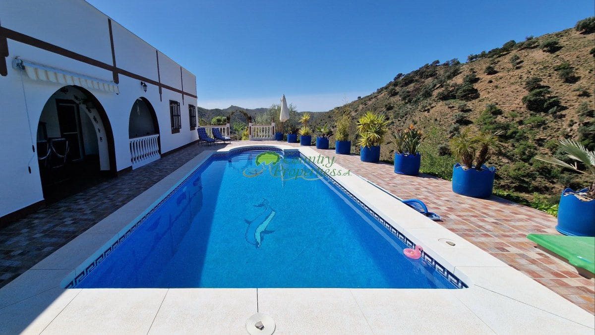 4 chambre Finca/Maison de Campagne à vendre à Sedella avec garage - 415 000 € (Ref: 9861621)