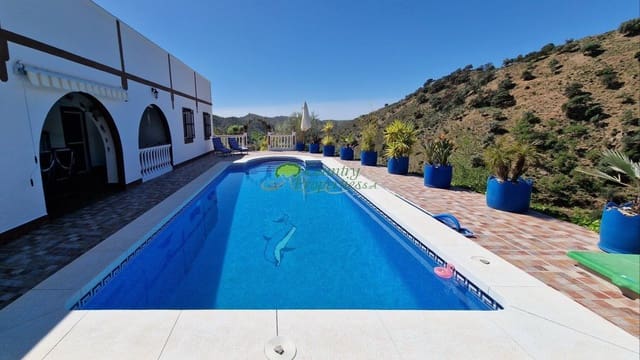 4 chambre Finca/Maison de Campagne à vendre à Sedella avec garage - 415 000 € (Ref: 9861621)