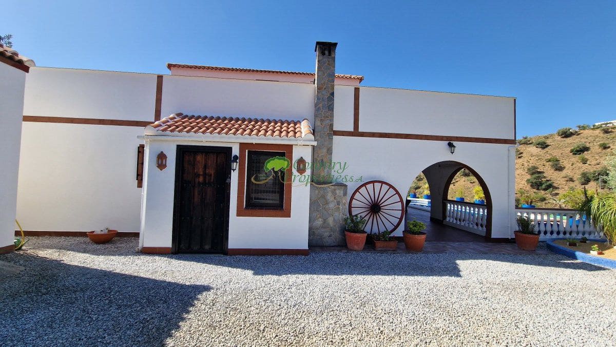 4 chambre Finca/Maison de Campagne à vendre à Sedella avec garage - 415 000 € (Ref: 9861621)