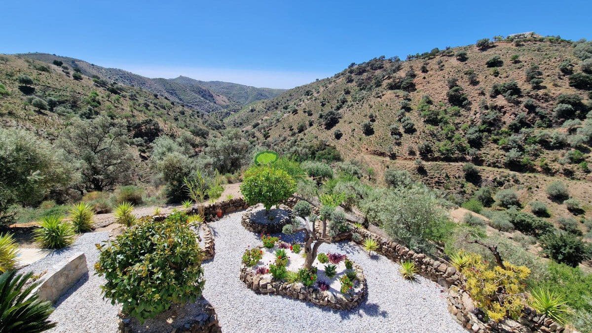 4 chambre Finca/Maison de Campagne à vendre à Sedella avec garage - 415 000 € (Ref: 9861621)