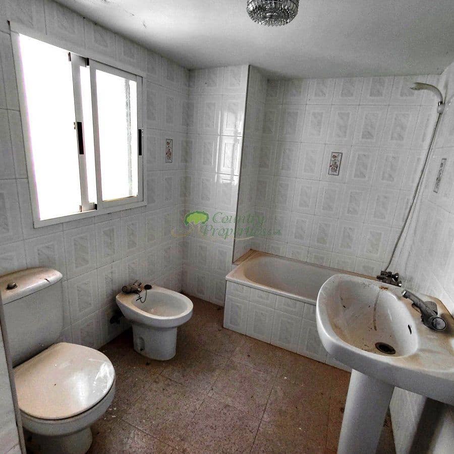 3 quarto Casa em Banda para venda em Canillas de Albaida - 98 000 € (Ref: 9861622)
