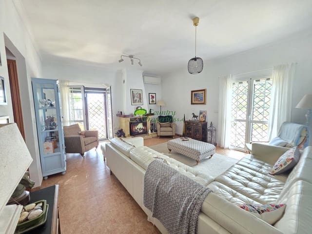 3 sovrum Finca/Hus på landet till salu i Torrox - 390 000 € (Ref: 9875770)