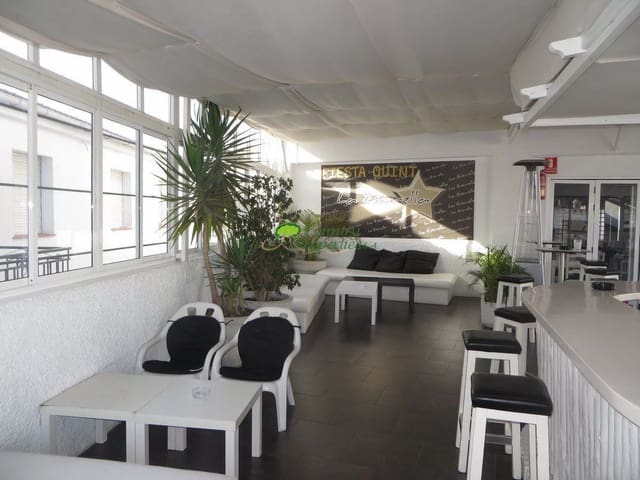 1 quarto Empresa para venda em Cómpeta - 375 000 € (Ref: 9878120)