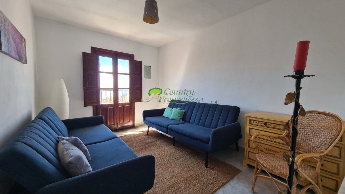 Casa de 1 habitación en Canillas de Aceituno en venta - 75.000 € (Ref: 9889916)