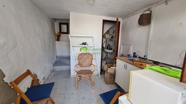 1 quarto Casa em Banda para venda em Canillas de Aceituno - 75 000 € (Ref: 9889916)