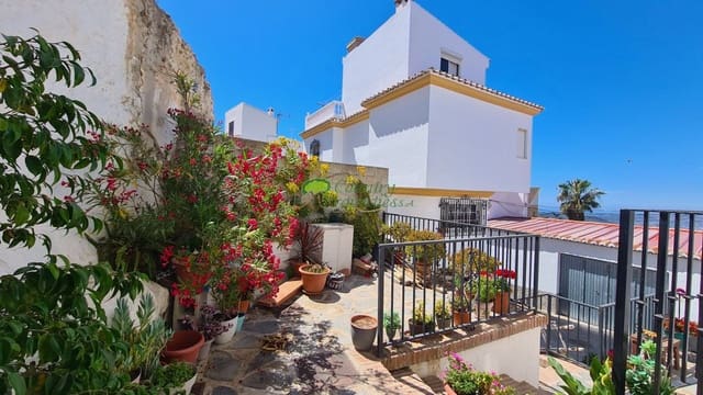 1 quarto Casa em Banda para venda em Canillas de Aceituno - 75 000 € (Ref: 9889916)