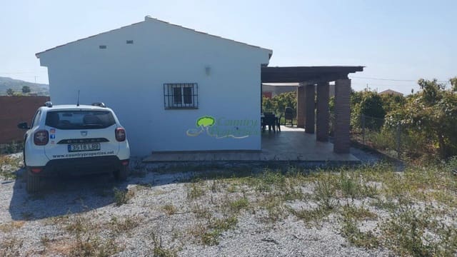 2 bedroom Finca/Country House for rent in Torrox - € 800 (Ref: 9899132)