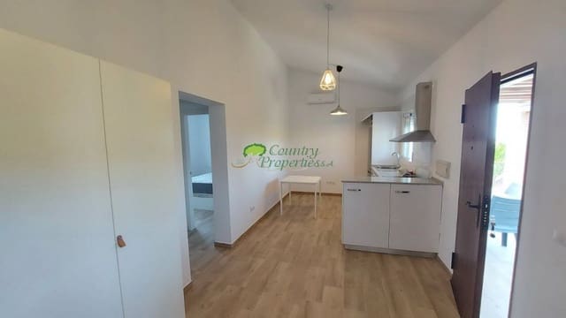 2 bedroom Finca/Country House for rent in Torrox - € 800 (Ref: 9899132)