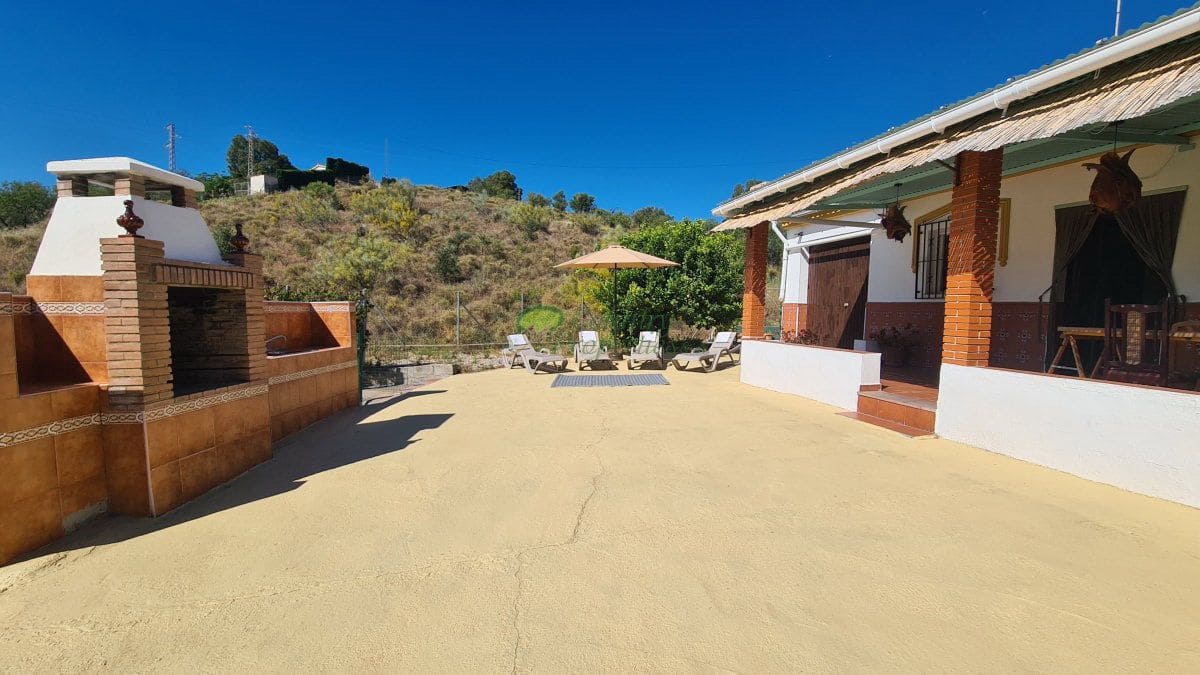 6 sypialnia Finka/Dom wiejski na sprzedaż w Triana - 399 000 € (Ref: 9915311)
