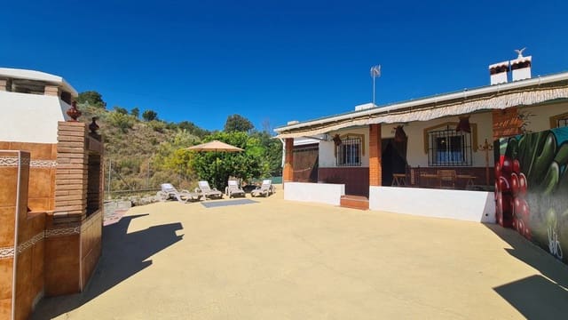6 sypialnia Finka/Dom wiejski na sprzedaż w Triana, Vélez-Málaga - 399 000 € (Ref: 9915311)