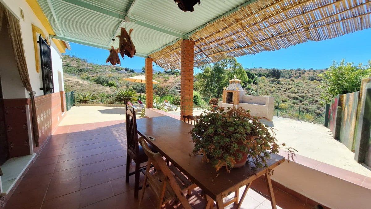 6 sypialnia Finka/Dom wiejski na sprzedaż w Triana - 399 000 € (Ref: 9915311)