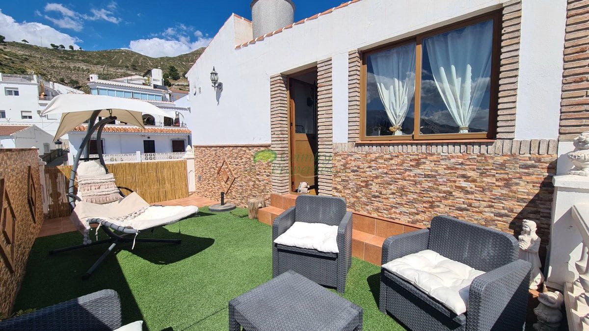 3 bedroom Townhouse for sale in Competa - € 280,000 (Ref: 9928876)