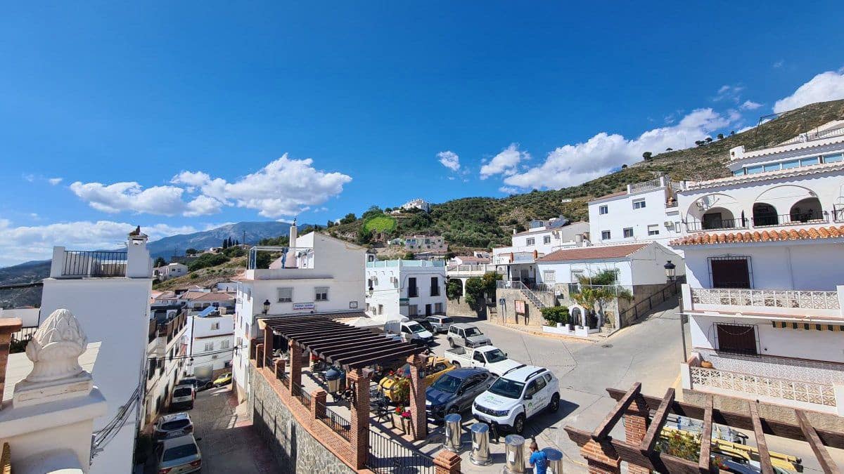 3 bedroom Townhouse for sale in Competa - € 280,000 (Ref: 9928876)