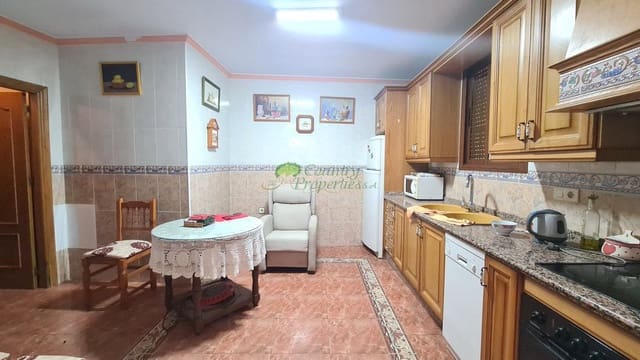 4 Zimmer Haus zu verkaufen in Archez - 149.000 € (Ref: 9935963)