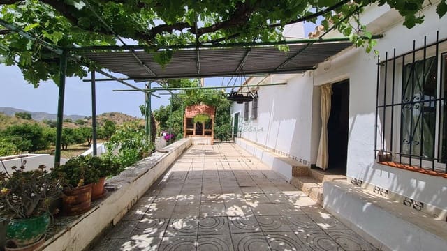 3 sovrum Finca/Hus på landet till salu i Sedella med garage - 355 000 € (Ref: 9949295)