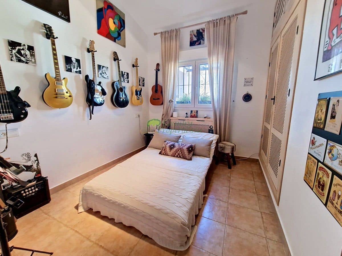 4 slaapkamer Finca/Landhuis te koop in Canillas de Aceituno met zwembad garage - € 695.000 (Ref: 9957569)