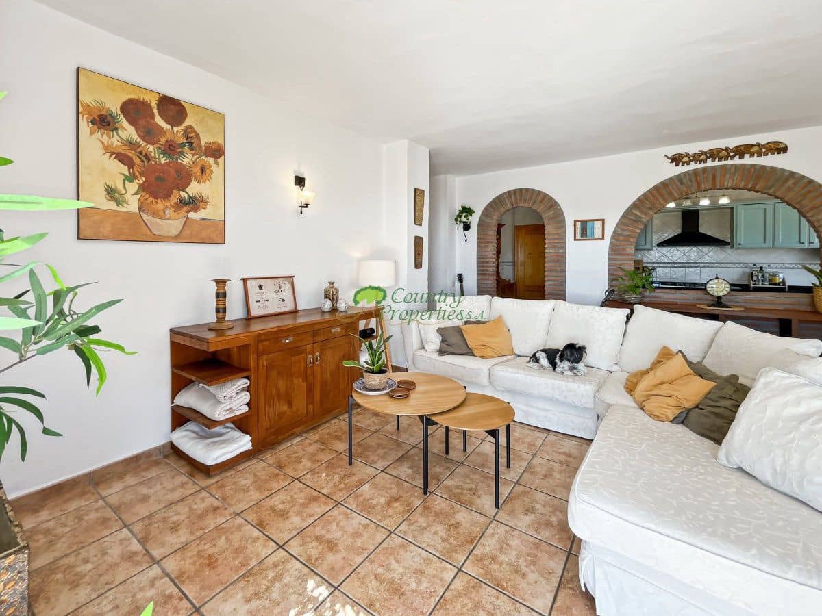 4 slaapkamer Finca/Landhuis te koop in Competa met zwembad - € 425.000 (Ref: 9959318)