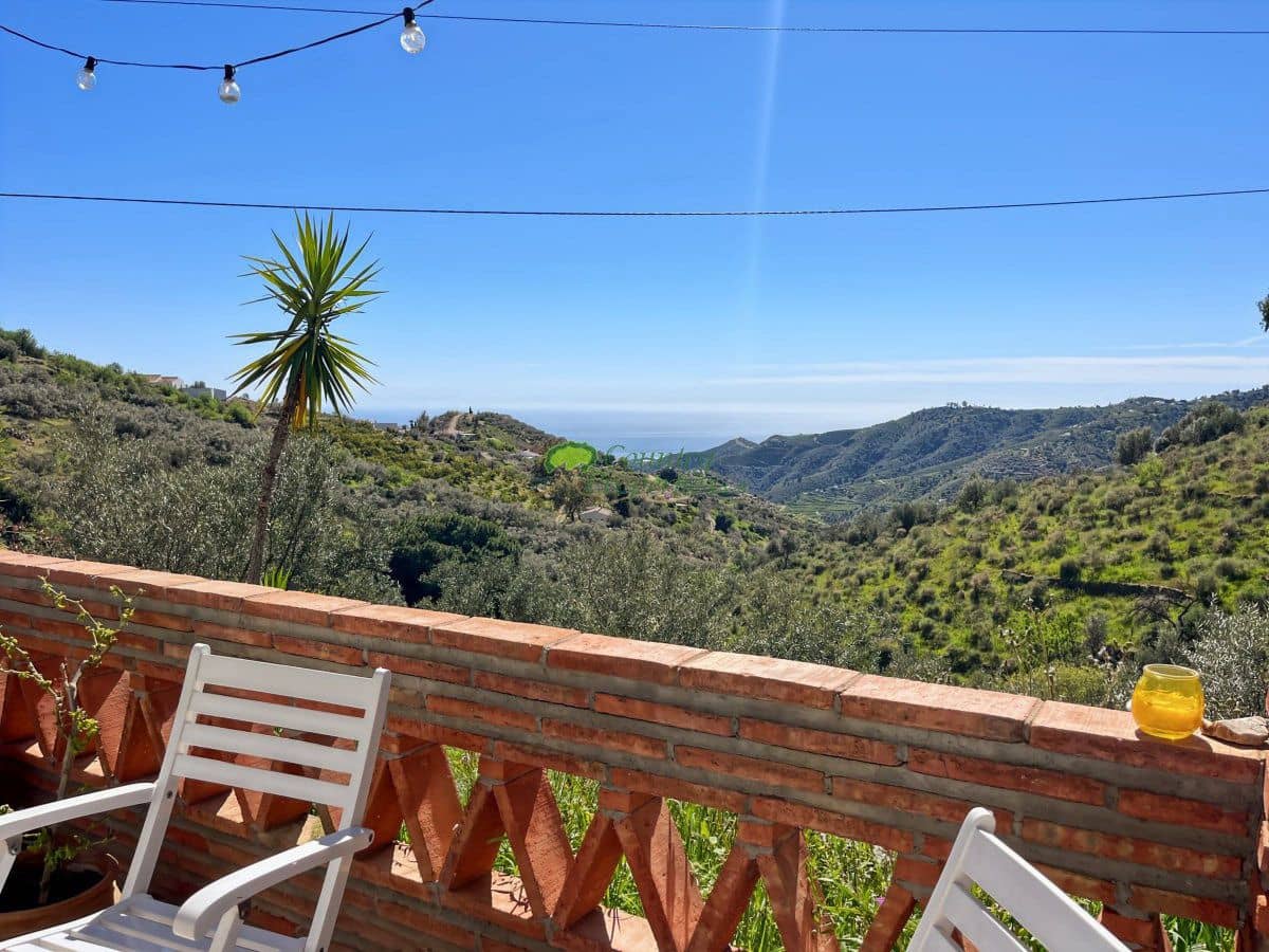 4 slaapkamer Finca/Landhuis te koop in Competa met zwembad - € 425.000 (Ref: 9959318)