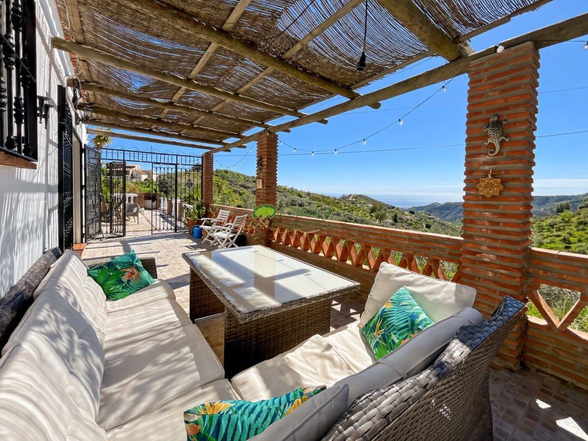 4 slaapkamer Finca/Landhuis te koop in Competa met zwembad - € 425.000 (Ref: 9959318)