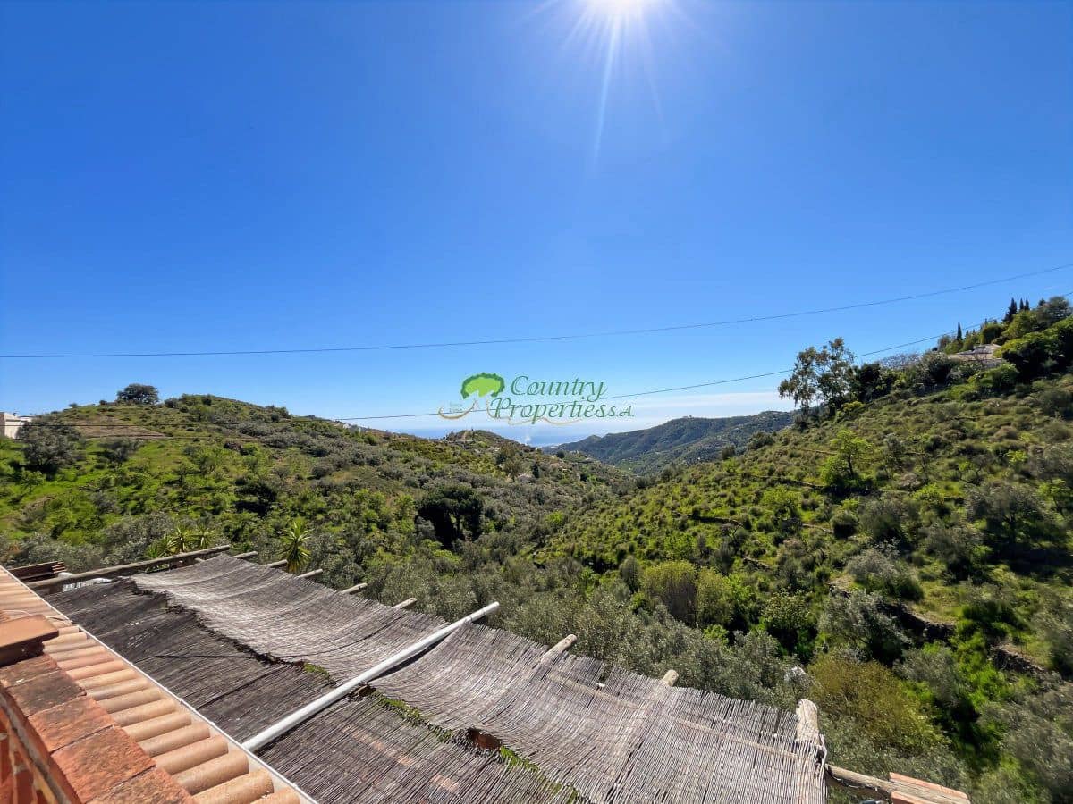 4 slaapkamer Finca/Landhuis te koop in Competa met zwembad - € 425.000 (Ref: 9959318)