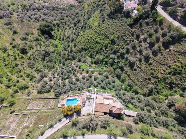 4 sypialnia Finka/Dom wiejski na sprzedaż w Cómpeta z basenem - 425 000 € (Ref: 9959318)