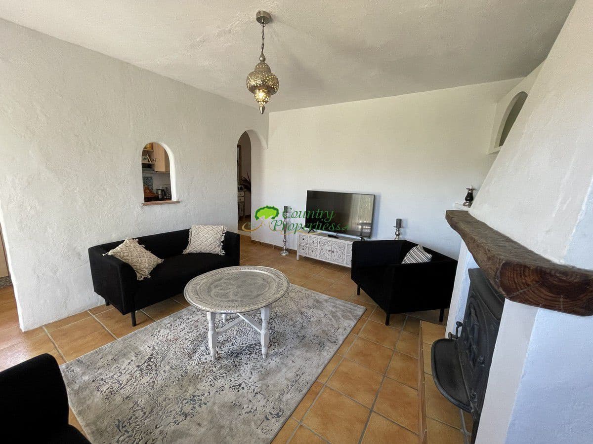 3 soveværelse Finca/Landehus til salg i Comares med garage - € 369.500 (Ref: 9966243)