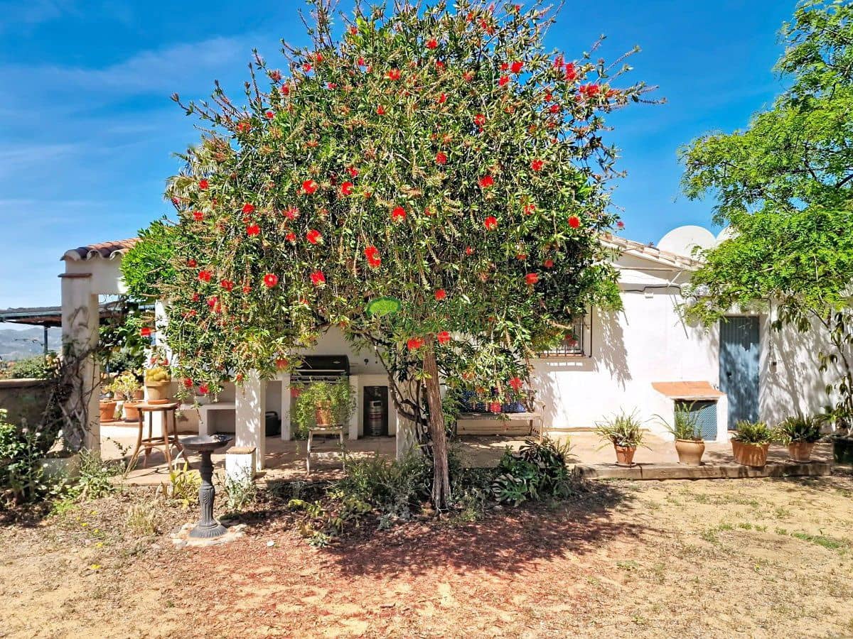 4 chambre Finca/Maison de Campagne à vendre à Velez-Malaga avec piscine garage - 635 000 € (Ref: 9966244)
