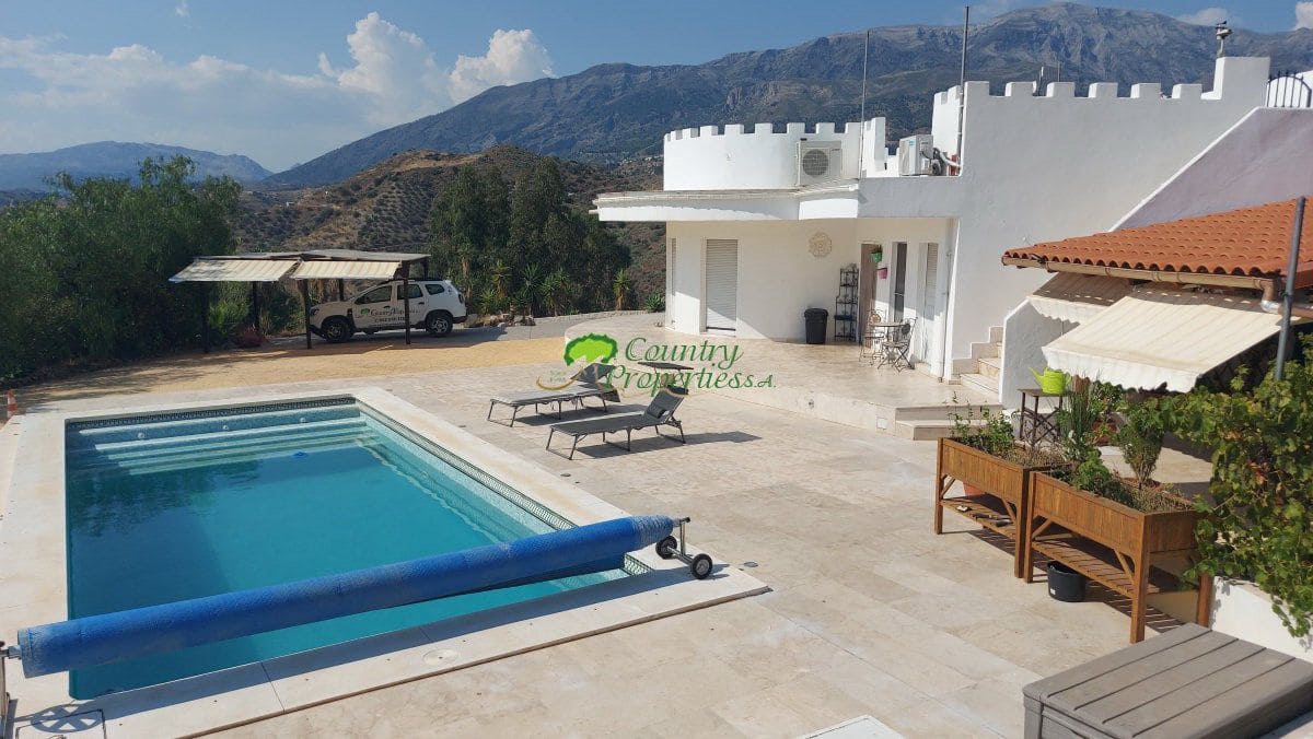 3 bedroom Finca/Country House for sale in Sedella with pool garage - € 475,000 (Ref: 9966245)