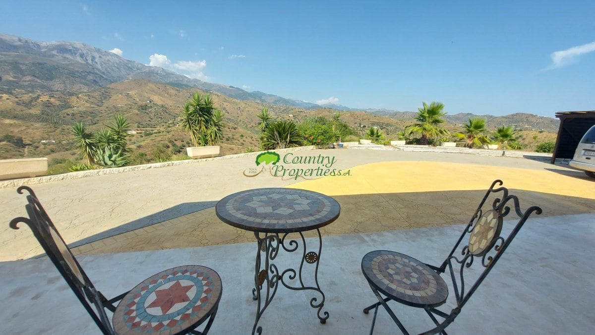 3 bedroom Finca/Country House for sale in Sedella with pool garage - € 475,000 (Ref: 9966245)