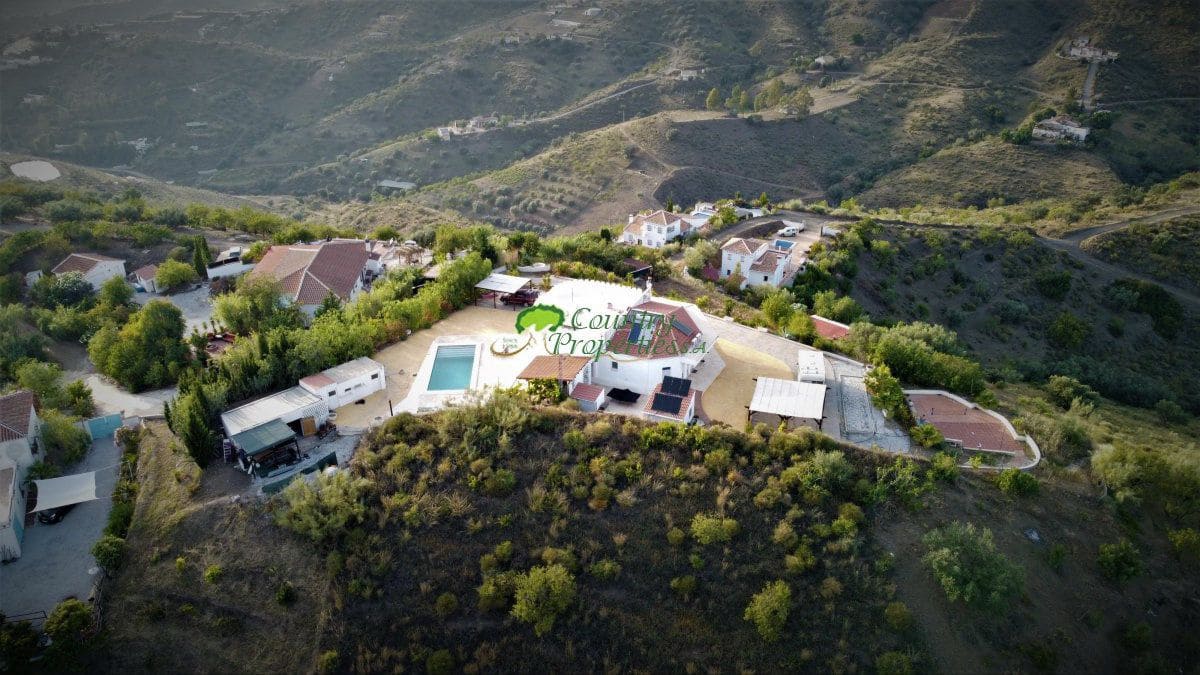 3 bedroom Finca/Country House for sale in Sedella with pool garage - € 475,000 (Ref: 9966245)
