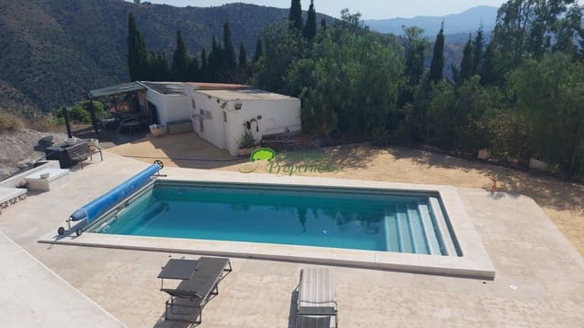 3 soveværelse Finca/Landehus til salg i Sedella med swimmingpool garage - € 475.000 (Ref: 9966245)