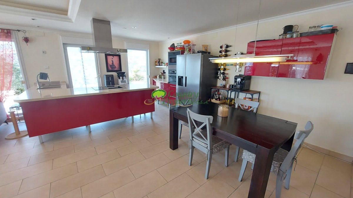 3 bedroom Finca/Country House for sale in Sedella with pool garage - € 475,000 (Ref: 9966245)