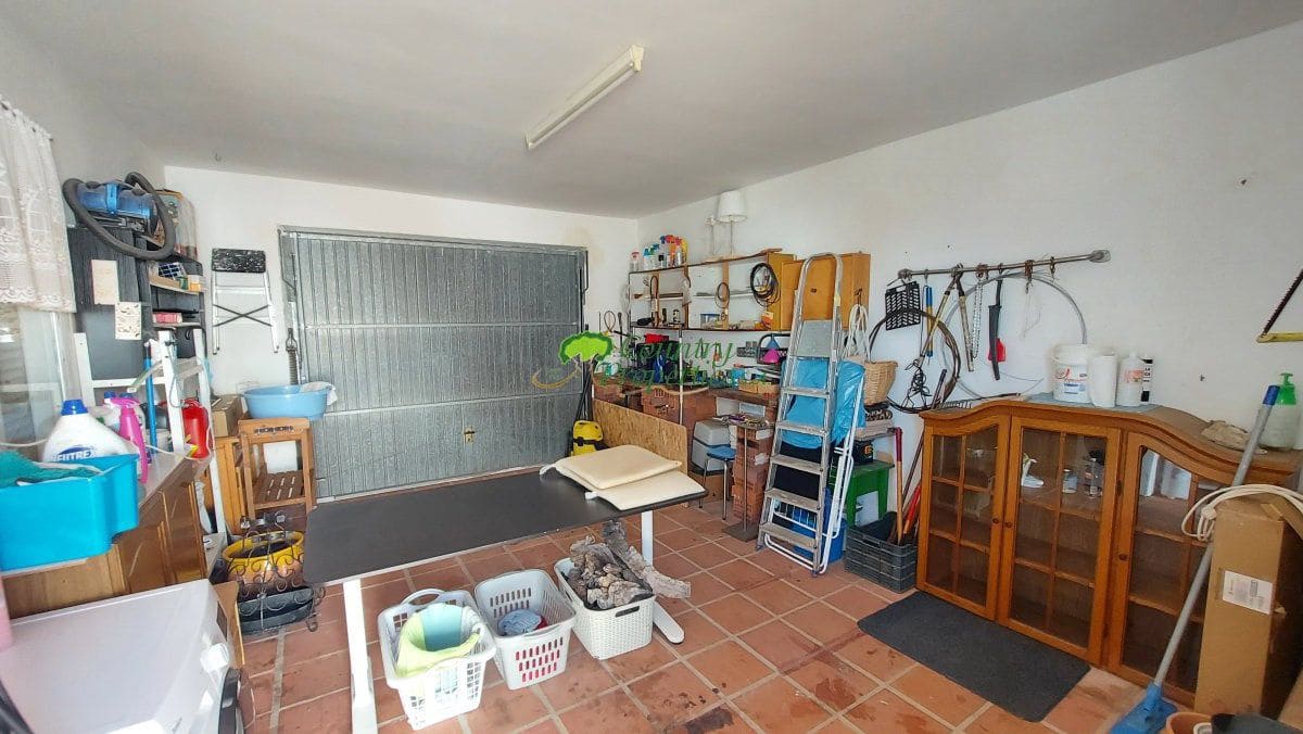 3 soveværelse Finca/Landehus til salg i Arenas med swimmingpool garage - € 535.000 (Ref: 9974908)
