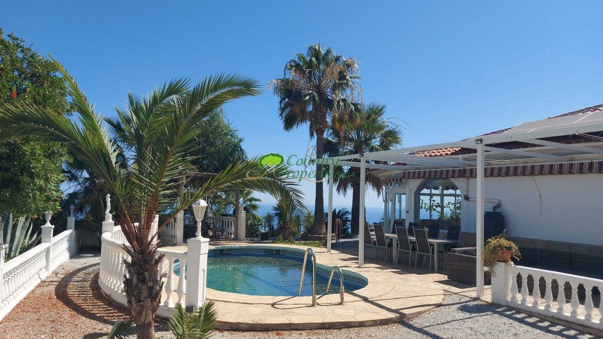 3 soveværelse Finca/Landehus til salg i Arenas med swimmingpool garage - € 535.000 (Ref: 9974908)