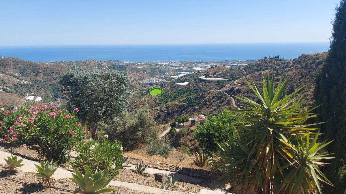3 soveværelse Finca/Landehus til salg i Arenas med swimmingpool garage - € 535.000 (Ref: 9974908)
