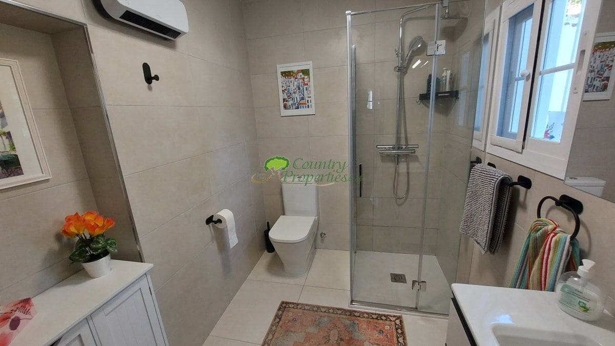 Finca/Casa Rural de 3 habitaciones en Torrox en venta con piscina garaje - 465.000 € (Ref: 9981846)