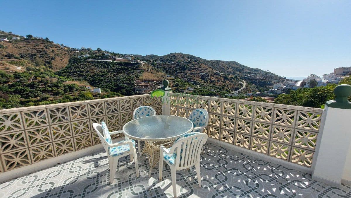 Finca/Casa Rural de 3 habitaciones en Torrox en venta con piscina garaje - 465.000 € (Ref: 9981846)