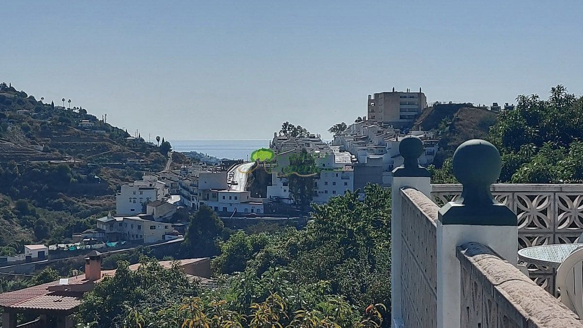 Finca/Casa Rural de 3 habitaciones en Torrox en venta con piscina garaje - 465.000 € (Ref: 9981846)